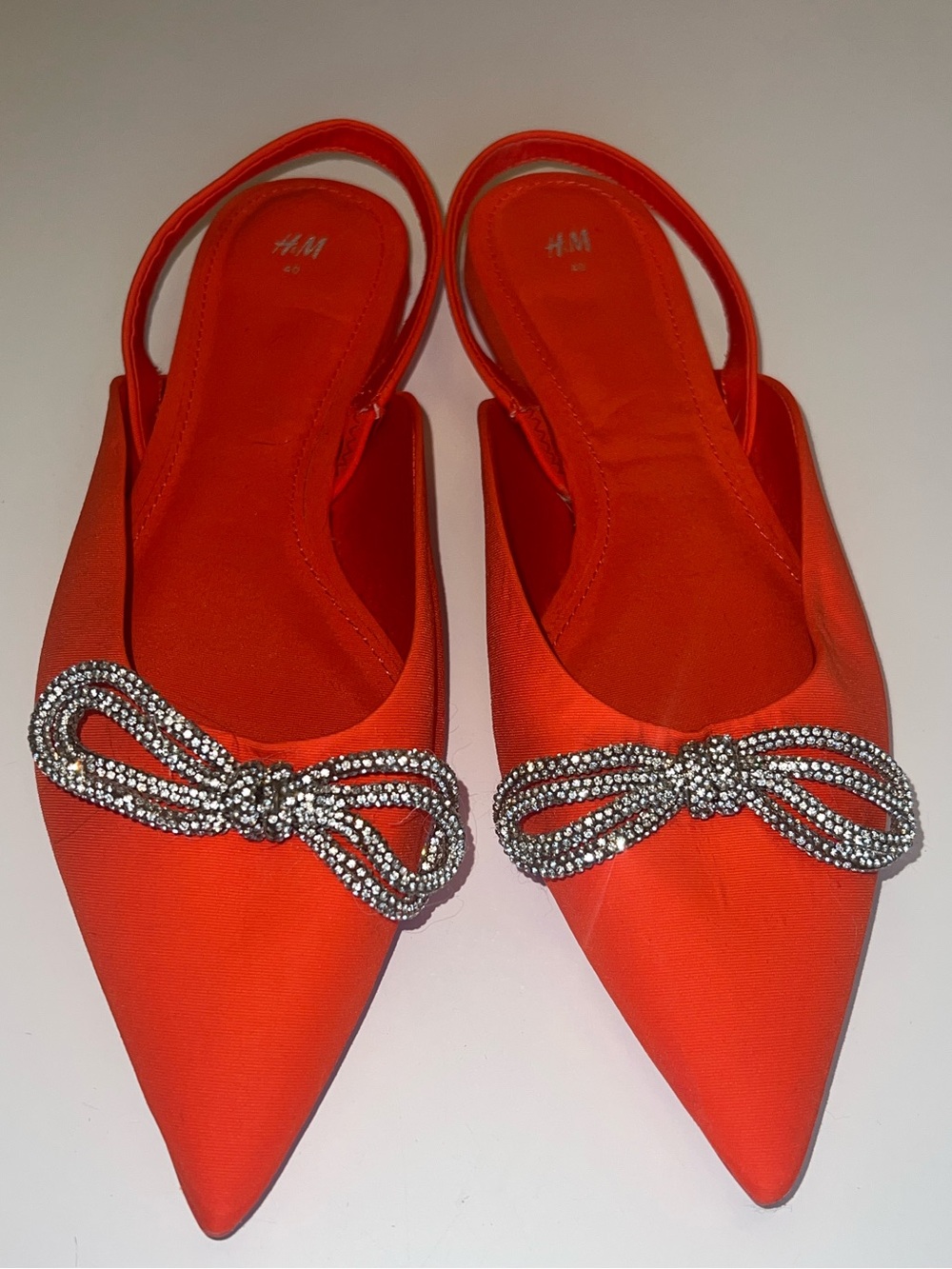 H&M Bright Orange Pointed Slingback Flats with Crystal Bow, 9 NWT